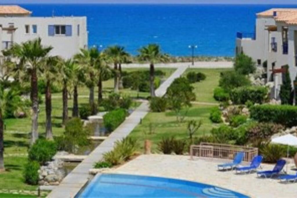 Odyssey Beach Front Apartment Chania  Eksteriør billede